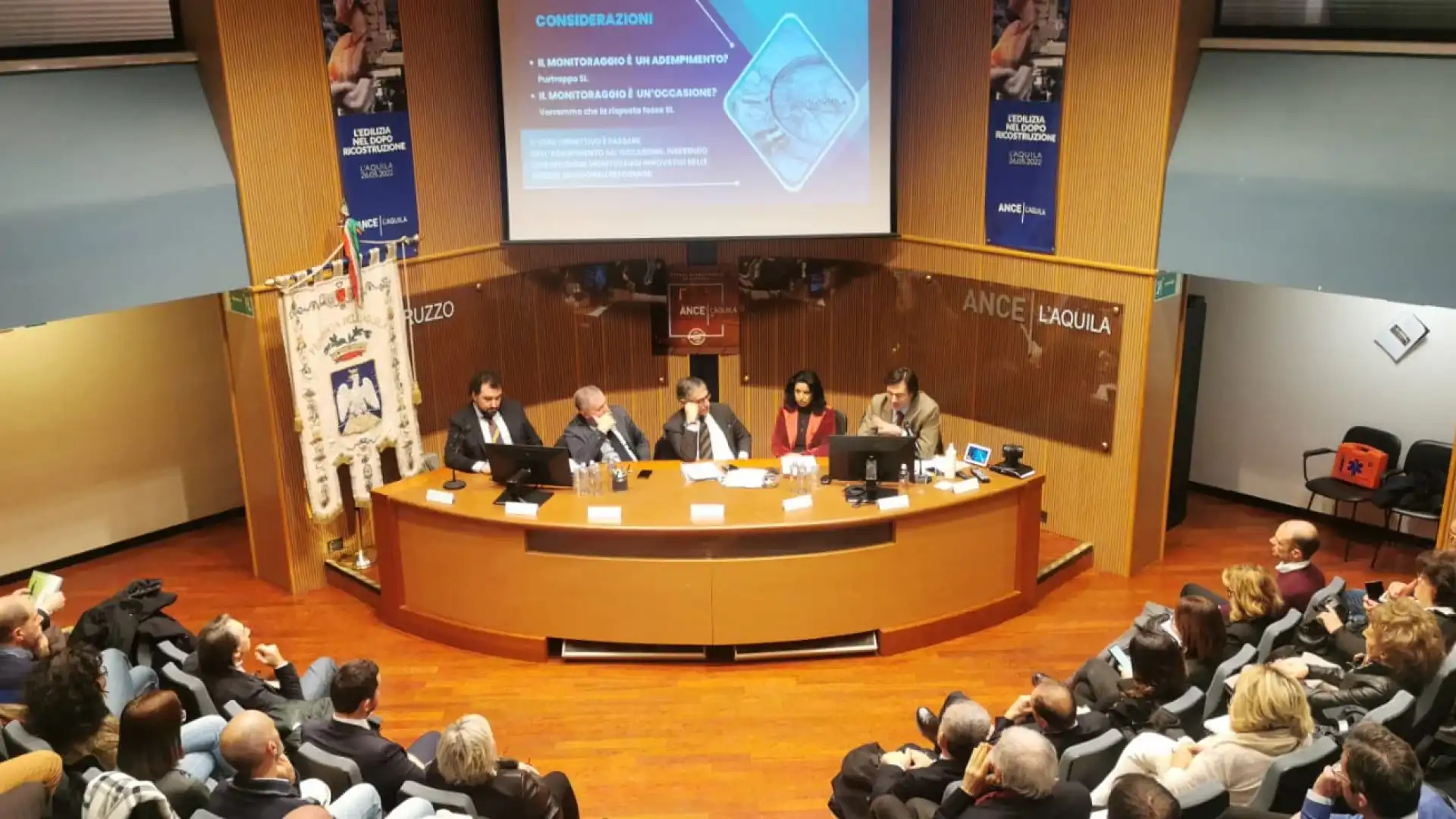 Provincia dell'Aquila all'avanguardia sull"urbanistica e sulle tecnologie digitali. Questa mattina il convegno preso la sede ANCE.